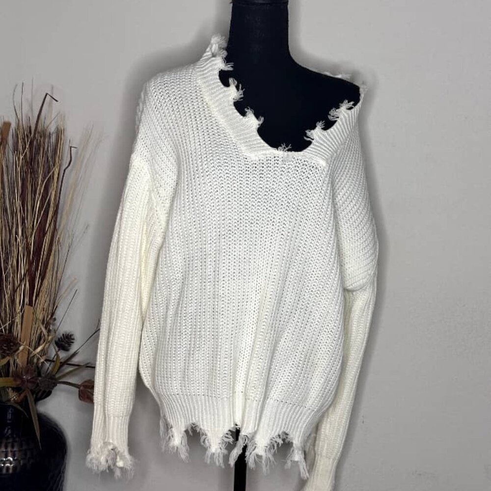 Distressed V-Neck Knitted Pullover Sweater